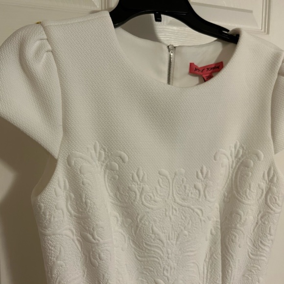 Betsey Johnson white wiggle dress - Picture 6 of 12